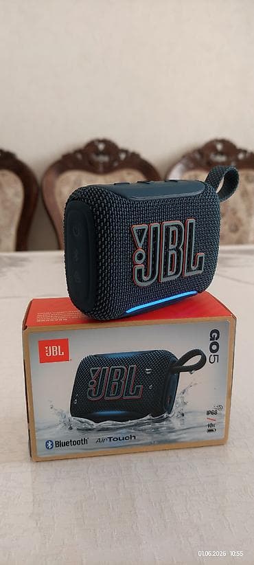 microlab solo: Портативная Bluetooth‑колонка Sony SRS‑XB10 0(оранжевый) помещается — 2