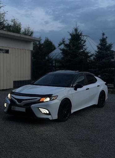 Toyota Camry: 2019 г., 2.5 л, Автомат, Бензин, Седан lalafo.kg да Toyota Camry: 2019 г., 2.5 л, Автомат, Бензин, Седан