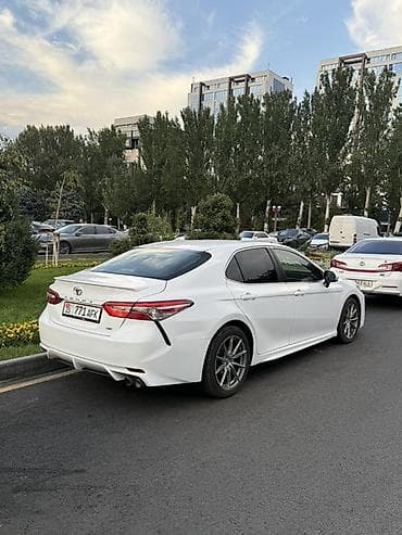 carplay android: Toyota Camry: 2018 г., 2.5 л, Автомат, Бензин, Седан — 1
