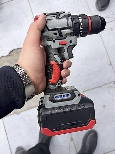 Инструменты: Аккумуляторная дрель-шуруповёрт - Питание: литий-ионный аккумулятор — 1