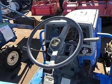 мини краны: Продается Японский мини трактор Iseki TK25, 4 вд, 25 л.с, руль — 3