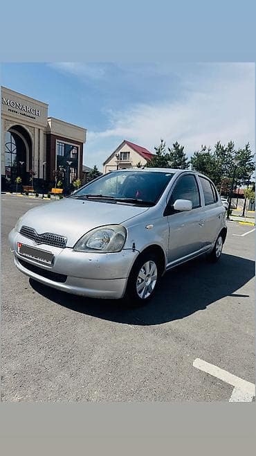 Toyota Vitz: 2000 г., 1.3 л, Автомат, Бензин, Хэтчбэк