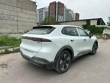 электро машине: Changan : 2026 г., 1.5 л, Автомат, Гибрид — 10