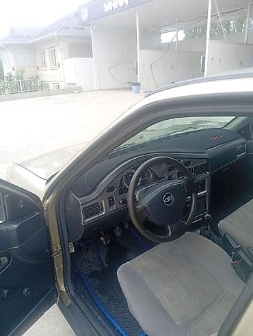 bestune nat: Daewoo Nexia: 2010 г., 1.6 л, Механика, Бензин, Седан — 2