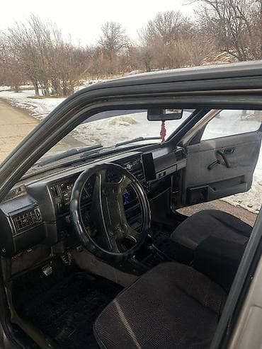 fit 1 3: Volkswagen Jetta: 1988 г., 1.8 л, Механика, Бензин, Седан — 6