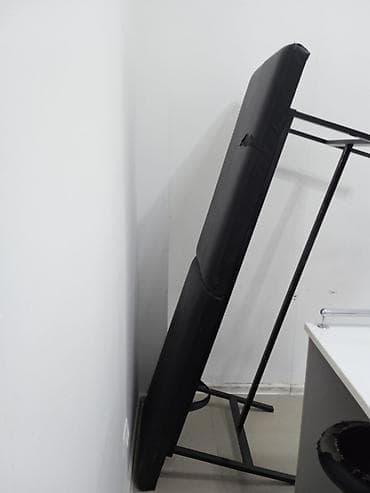 медицинские ходунки: Складной массажный/косметологический стол. - Каркас металлический — 1