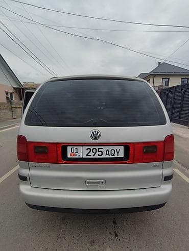 хд 78: Volkswagen Sharan: 2003 г., 2 л, Механика, Бензин, Минивэн — 8
