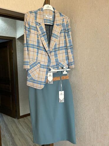 костюм шым: Совершенно новый, цвет приятный, сидит идеально! Брала дорого. Звонить — 2