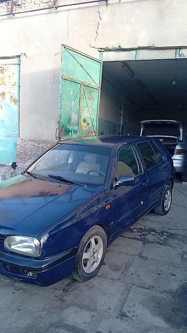 авто элек: Volkswagen Golf: 1992 г., 1.8 л, Кол менен иштөөчү, Бензин, Хетчбек — 2