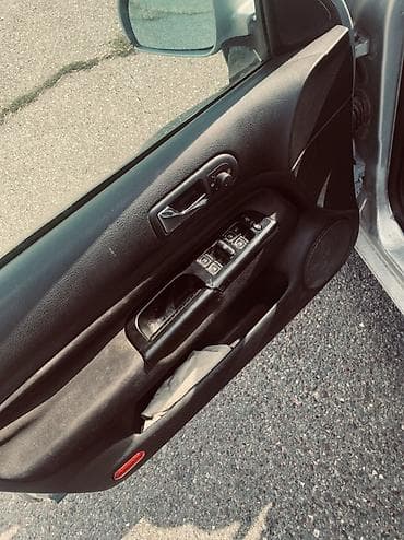 авто рага: Volkswagen Golf: 2001 г., 1.6 л, Кол менен иштөөчү, Бензин, Хетчбек — 7