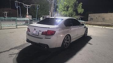 ручной каток: BMW Apple M5: 2013 г., 4.4 л, Робот, Бензин, Седан — 7
