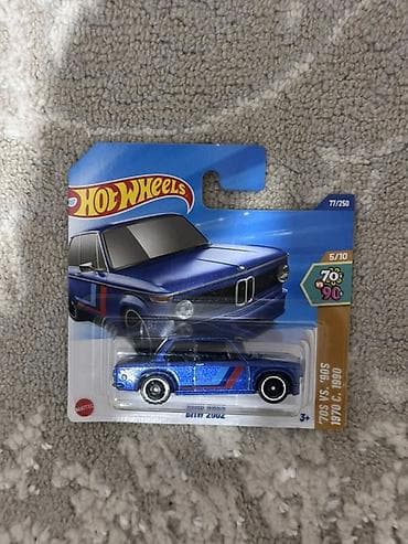 коллекционные машины: Набор коллекционных машинок Hot Wheels (масштаб 1:64) в блистерах. В — 3