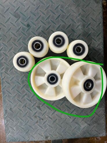 ящик для документов: Рохля - 3 тонн ( с документами) размер 55 см и 68.5 см колеса — 7