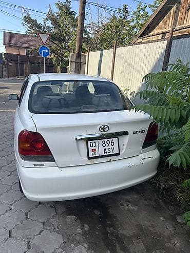 kia cornival: Toyota Echo: 2003 г., 1.5 л, Автомат, Бензин, Седан — 3