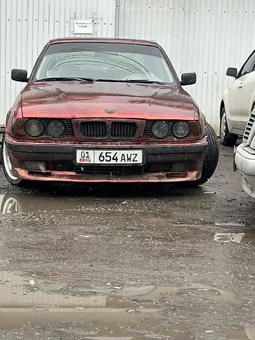BMW 5 series: 1993 г., Седан