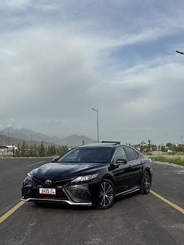 tesla y: Toyota Camry: 2019 г., Автомат, Бензин, Седан — 2
