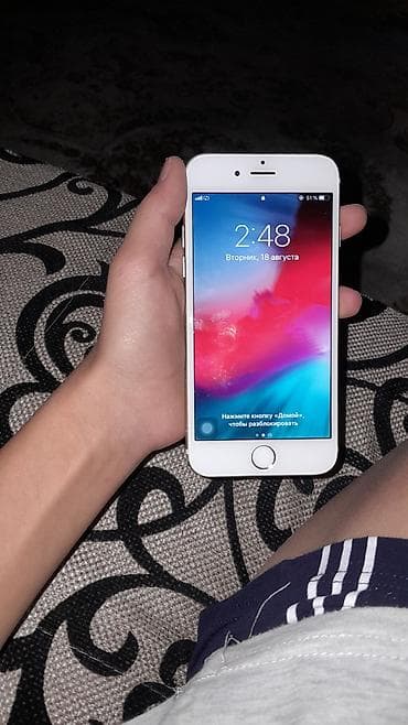 iphone 17: IPhone 6, Б/у, 16 ГБ, Серебристый, 100 % — 3
