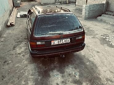 Унаа: Volkswagen Passat Variant: 1990 г., 1.8 л, Кол менен иштөөчү, Бензин, Универсал — 3