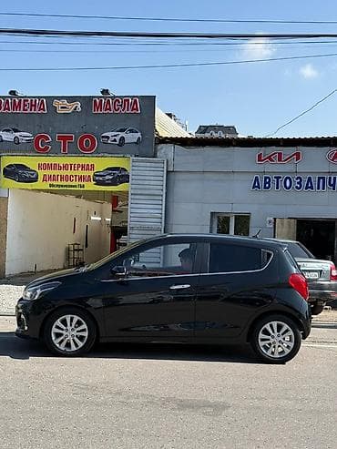 Chevrolet Spark: 2016 г., 1 л, Вариатор, Бензин, Хэтчбэк — 2