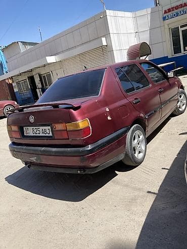 byd plus: Volkswagen Vento: 1992 г., Седан — 2