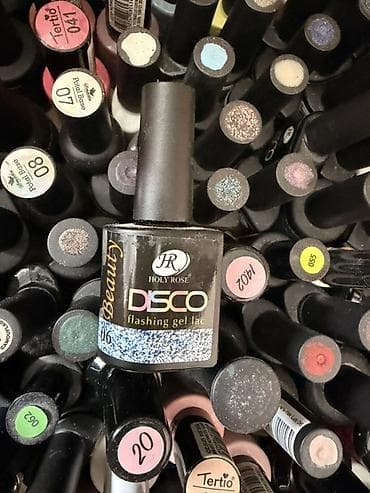 Оборудование для салонов красоты: Большой набор материалов для маникюра (гелевые лаки и базы) — 6