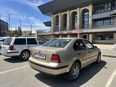 Volkswagen: Volkswagen Bora: 2002 г., 1.6 л, Автомат, Бензин, Седан — 3