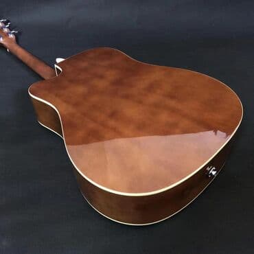 музыкальная школа бишкек: Гитары,укулеле. Размеры гитар Все новое !!! Размер укулеле 26. Виды — 18