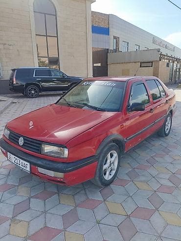 golf 5: Volkswagen Vento: 1992 г., 1.8 л, Механика, Бензин, Седан — 1