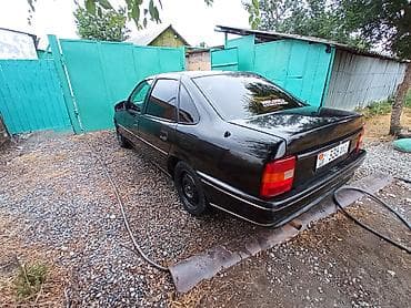 Транспорт: Opel Vectra: 1991 г., 1.8 л, Механика, Бензин, Седан — 2