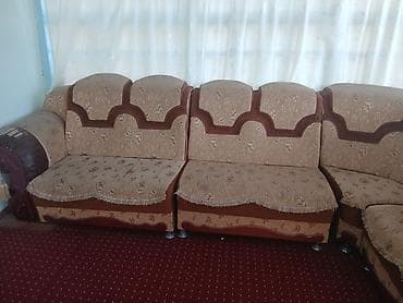 углов: Угловой диван, C подушками — 3