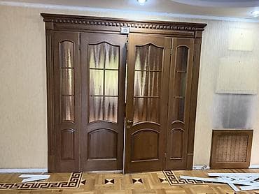 Деревянный дверной портал с распашными створками Орех в очень хорошем