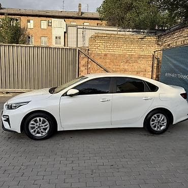 kia ev3: Kia K3: 2020 г., 1.6 л, Автомат, Бензин, Седан — 3