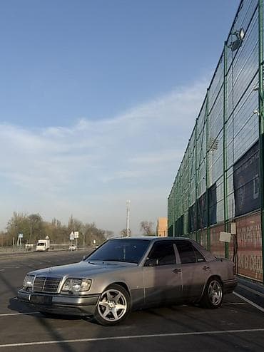 мерс 124 салон: Mercedes-Benz W124: 1994 г., 3.2 л, Автомат, Газ, Седан — 1