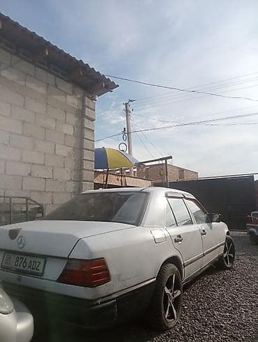 сапог спринтер: Mercedes-Benz W124: 1989 г., 2.5 л, Механика, Дизель, Седан — 2