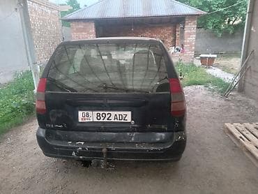 Mitsubishi Space Star: 2001 г., 1.6 л