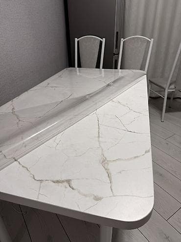 Кухонный стол и стул, цвет - Белый