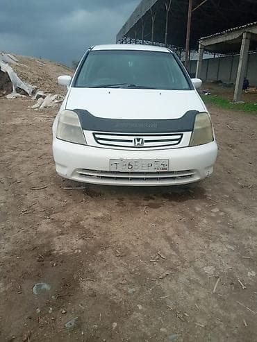 ford focus 2001: Honda Stream: 2001 г., Универсал — 5