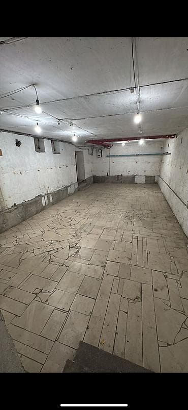 подвальное: Сдаю в аренду подвальное помещение под склад, швейный цех 120 квм (по — 1