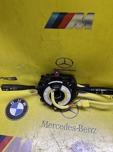 сузуки катана: Гитара руля,под рулевой переключатель, переключатели: поворотов, света — 1