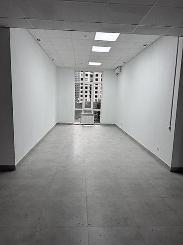 торговый места: Сдается Коммерческое помещение на первом этаже современного жилого — 10