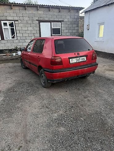 Volkswagen Golf: 1993 г., 1.6 л, Механика, Хэтчбэк