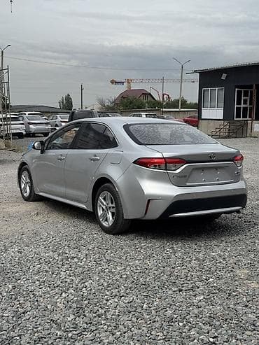 Toyota Corolla: 2022 г., 1.8 л, Вариатор, Гибрид, Седан — 7