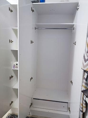 зеркала бишкек: Шкаф-купе трехдверный, белый, со встроенным зеркалом на центральной — 2