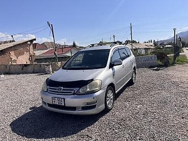 пересвет салона: Toyota Ipsum: 2005 г., 2 л, Автомат, Бензин, Минивэн — 7