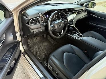 чехол на камри 30: Toyota Camry: 2018 г., 2.5 л, Вариатор, Гибрид, Седан — 9