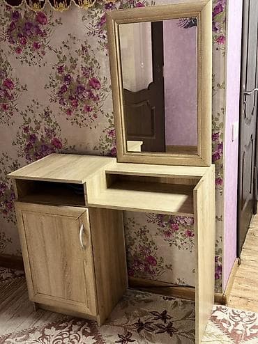 Даараткана үчүн үстөл, Колдонулган, Күзгүсү менен, ЛДСП