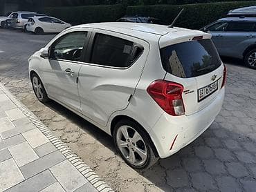 шевро: Chevrolet Spark: 2017 г., Автомат, Бензин, Хэтчбэк — 5