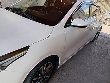 мерседес т 1: Kia Cerato: 2021 г., 1.6 л, Автомат, Бензин, Седан — 3