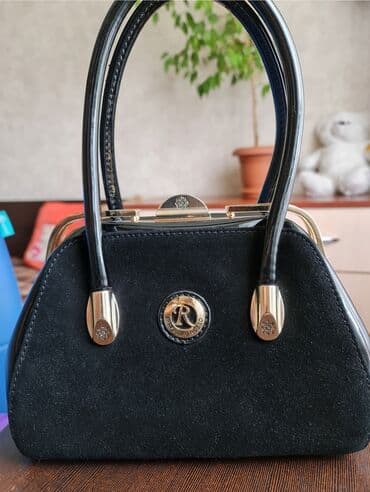 Бижутерия: Продам сумки. Коричневая новая. Остальные б/у в отличном состоянии — 4