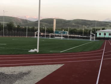 сколько стоит футбольный газон: Резиновое бесшовное покрытие является современным технологичным — 3